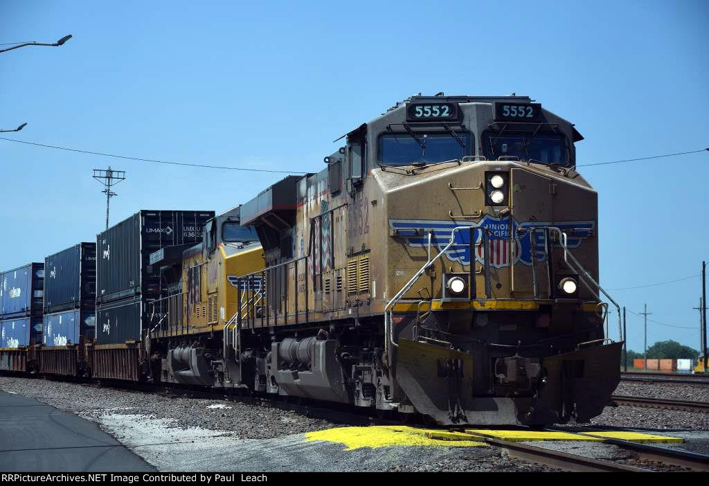 Eastbound intermodal slows for a crew change